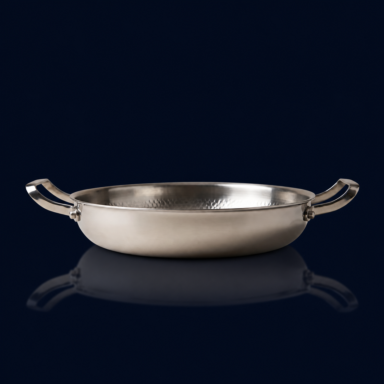 Iron Crown Atelier Twin-Grip Sauteuse